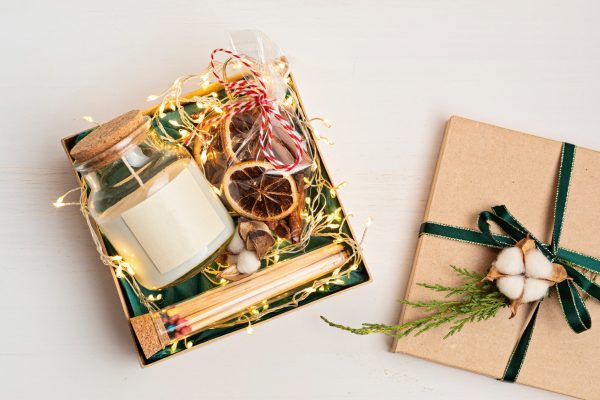 Baskets Ahoy gift baskets and boxs specializing in customized gifts, corporate gifts and fundraising gifts. Serving St. Thomas, Port Stanley, Belmont and surrounding areas.